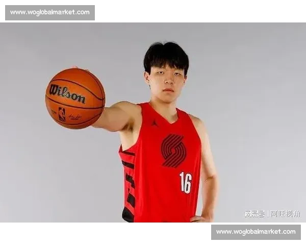 杨瀚森试训征服开拓者 主帅盛赞全场最佳 扣篮王之子无奈称难以招架 杨瀚森试训征服开拓者 主帅盛赞全场最佳 扣篮王之子无奈称难以招架